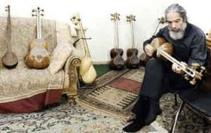 مدرس موسیقی: اقتصاد هنر جا بیفتد هنرمند از سرگردانی رها می‌شود