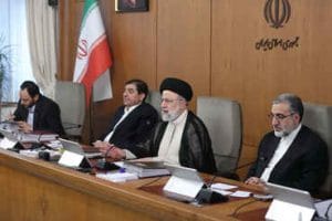 رئیس‌جمهور: همه بخش‌های حاکمیتی ملزم به اجرای قانون عفاف و حجاب هستند