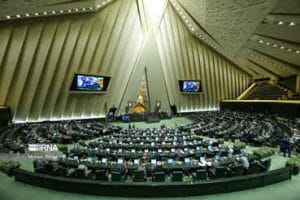 تصویب قوانین راه‌گشا و نظارت مستمر اولویت اصلی نمایندگان مجلس است