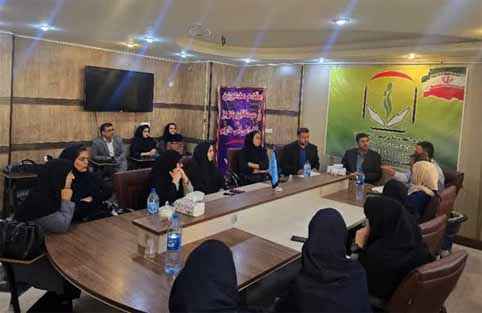 کمبود پرستار در بیمارستان‌ها/مطالبه حقوق کادر درمان از مسئولین کشوری