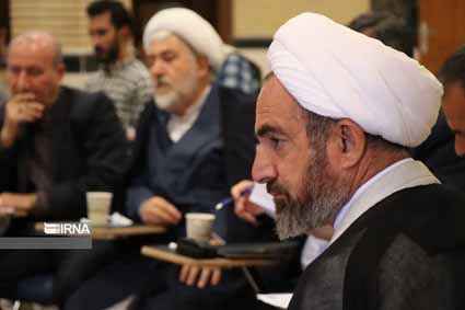 ترویج فرهنگ اقامه نماز زمینه ساز کاهش آسیب‌های اجتماعی در جامعه است