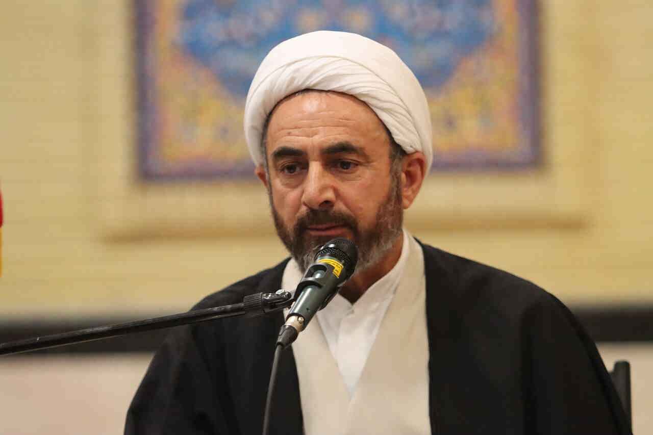 امام جمعه ایلام: نگاه دوست و دشمن به انتخابات هشت تیر است