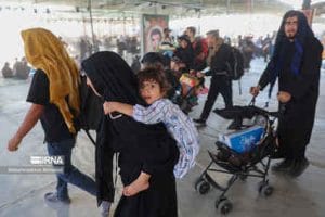 بیش از ۳۳ هزار نفر در شبانه روز گذشته از مرز مهران تردد کردند
