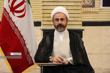 قرآن و مسجد سنگرهای مستحکم در برابر تهاجم فرهنگی دشمنان هستند