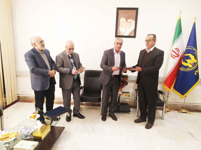 مدیر جدید موسسه عترت بوتراب در استان ایلام معرفی شد/حمایت از ۶۷۰ کودک یتیم ایلامی توسط موسسه عترت بوتراب