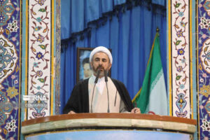 امام جمعه ایلام: اتحاد ملت‌های مسلمان، شکست استکبار جهانی را نزدیک می‌کند