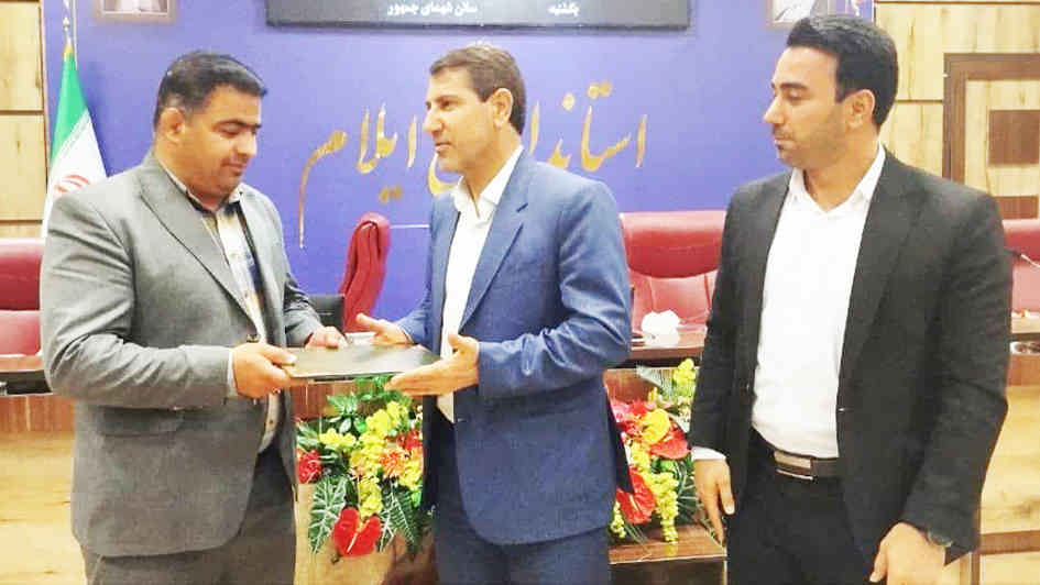 «باقریان‌پور» شهردار برتر ایلام شد