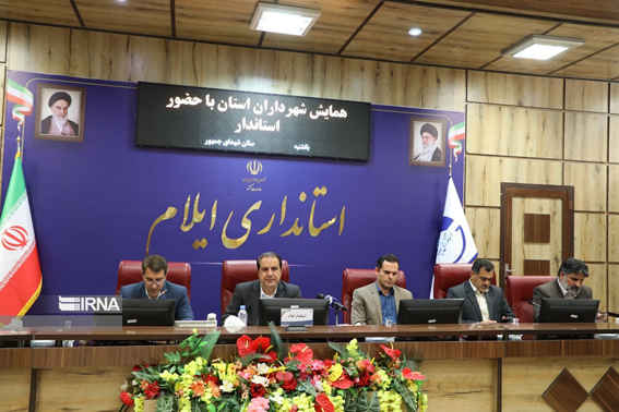معاون استاندار ایلام: شهرداری‌ها تدوین طرح جامع ترافیک را در دستور کار قرار دهند