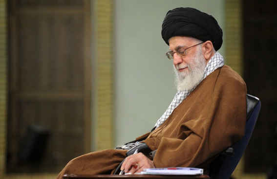 پیام رهبر انقلاب درخصوص حادثه آتش‌سوزی در اسکله شهید رجایی بندرعباس
