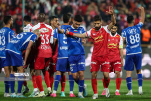 پوپولیسم در فوتبال ایران؛ استقلال و پرسپولیس قربانی «مدیریت سکویی»
