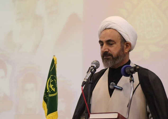 امام جمعه ایلام: اقتدار ایران اسلامی نتیجه ایثار و مقاومت مردم است