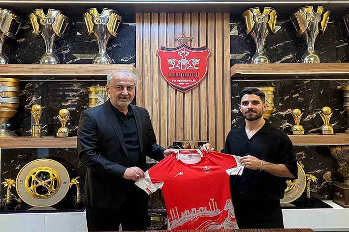قرارداد محمد عمری با پرسپولیس تمدید شد قرارداد محمد عمری با پرسپولیس تمدید شد