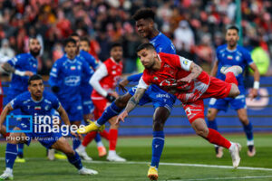 پرسپولیس و استقلال از مهرماه به ورزشگاه آزادی برمی‌گردند