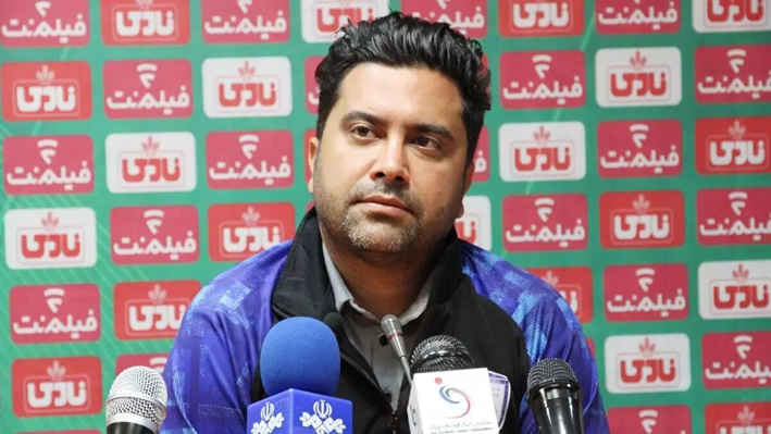 اخباری: می‌توانستیم پرسپولیس را مغلوب کنیم/ باید به سبک بازی چادرملو احترام گذاشت