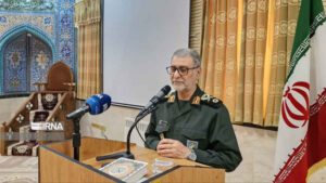 فرمانده سپاه ایلام: تحریم‌ها اراده ملت ایران را شکست نخواهد داد
