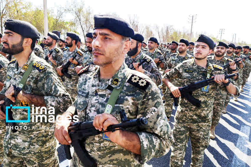 سرلشکرموسوی: سربازان شجاع ایران دشمنان را از اقدام خود پشیمان کرده‌اند