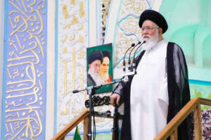 امام جمعه مشهد: فرهنگ جهاد و شهادت در کشور زنده و برقرار است