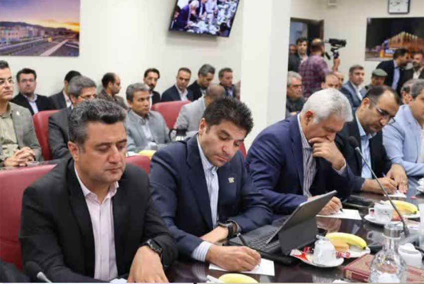 مدیرعامل پست بانک ایران به همراه وزیر ارتباطات و فناوری اطلاعات به استان خراسان جنوبی سفر کرد