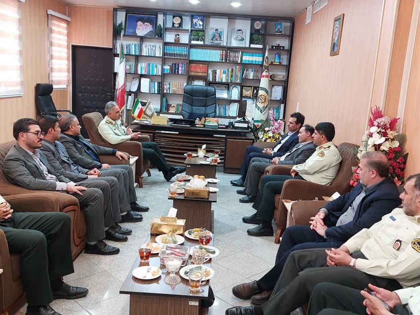 دیدار مدیرکل راه و شهرسازی استان ایلام  با فرمانده نیروی انتظامی استان