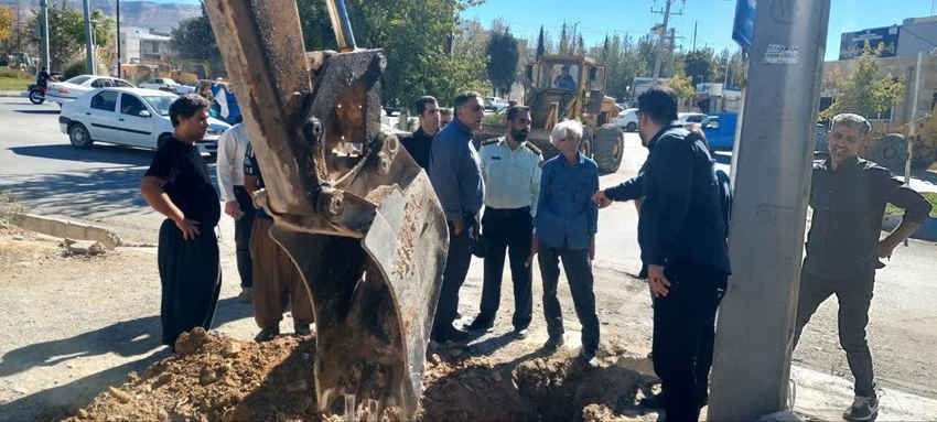 ۱۳ فقره انشعاب غیرمجاز آب در حوالی میدان نبوت شهر ایلام شناسایی و قطع شدند