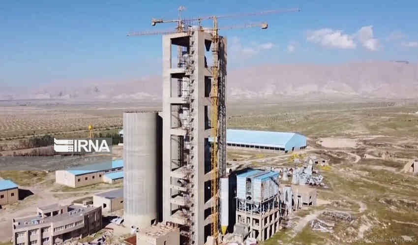 طلسم ۲۰ ساله کارخانه سیمان دهلران با همت دولت و بخش خصوصی شکسته شد