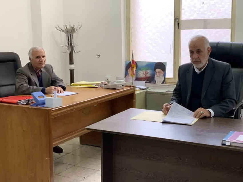 سازش موفق در پرونده یکصد میلیونی ایلام؛ معلم ایلامی با وساطت شورای حل اختلاف از مطالبه طلب خود صرف نظر کرد