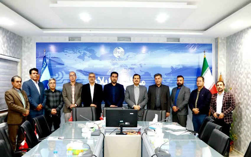 جلسه هم‌افزایی و بازدید مدیران شورای شهر و شهرداری ایلام از مخابرات منطقه ایلام