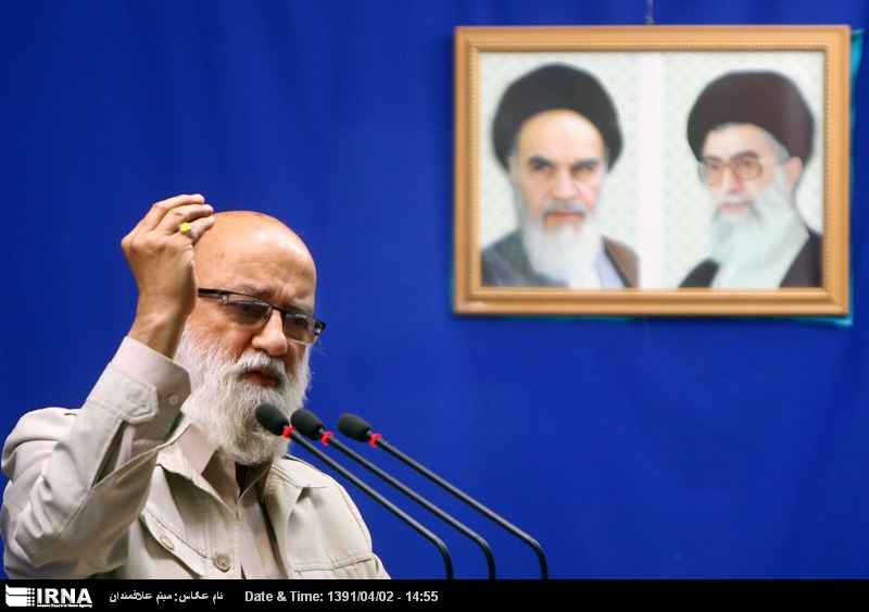 چمران: باید به راه نورانی شهدا وصل شویم