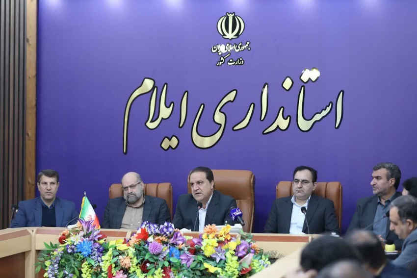 استاندار: ماهانه ۶۰۲ میلیارد تومان کالابرگ میان مردم ایلام توزیع می‌شود