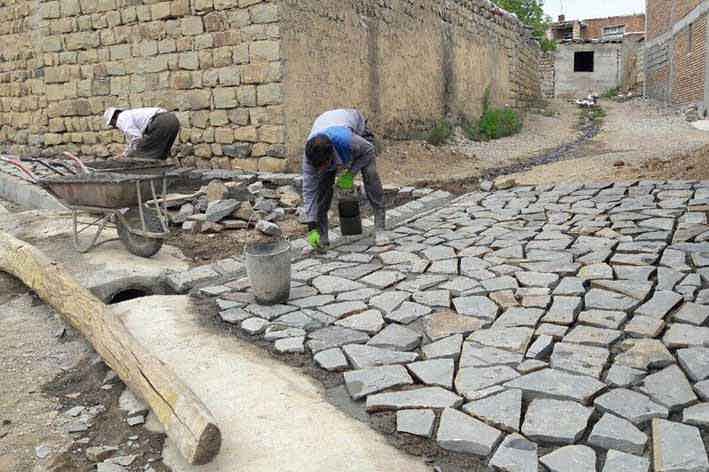 طرح هادی به روستای پلک شباب بدره می آید