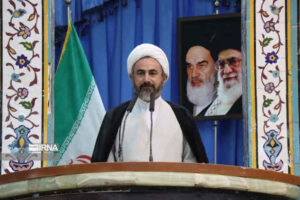 امام جمعه ایلام: راهپیمایی شکوهمند ملت در ۲۲ بهمن محاسبه‌های دشمن را برهم می‌زند