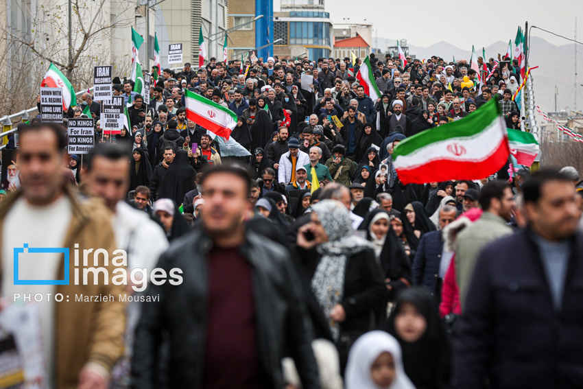 قطعنامه پایانی راهپیمایی ۲۲ بهمن/ سربازان میدان و دیپلماسی مورد حمایت صد در صد ملت هستند