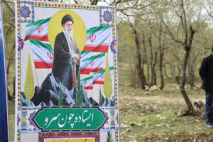 استاندار ایلام: کاشت نهال الگوی ماندگار رهبر شهید برای توسعه است