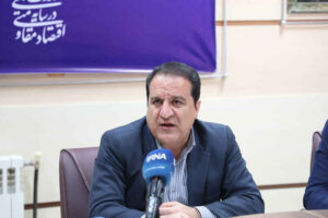 استاندار ایلام: زندان‌ها باید به کارگاه توانمندسازی تبدیل شوند
