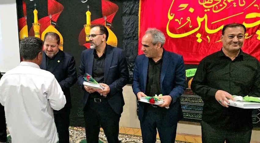۱۲ زندانی مالی در ایلام به یاد «آقای شهید ایران» آزاد شدند