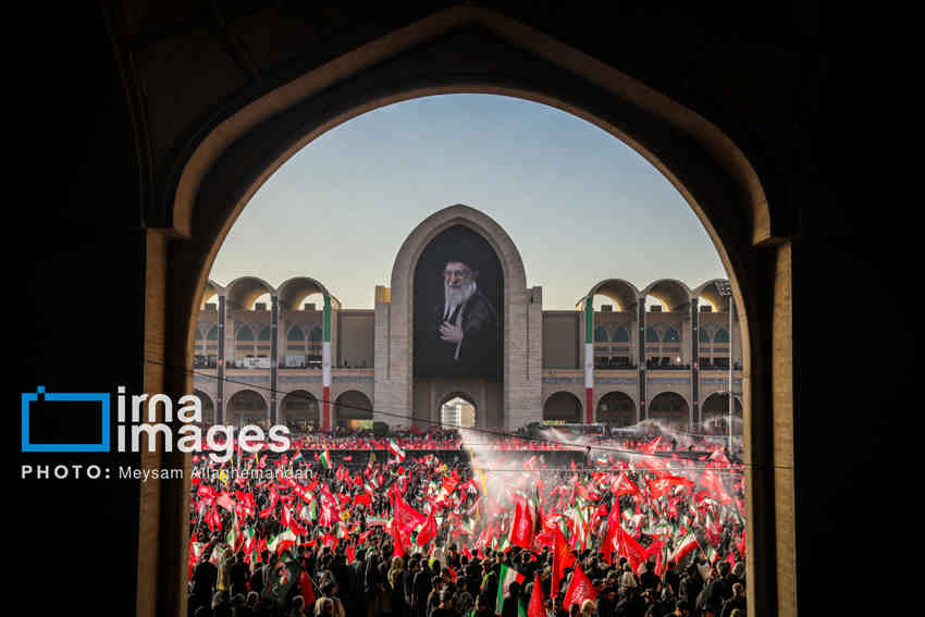 شخصیت دینی بحرینی: رهبر شهید انقلاب میراث فکری بزرگی در جهان اسلام بجا گذاشت