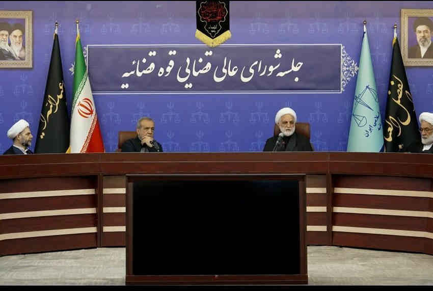 رییس دستگاه قضا: همه مکلف به حمایت از دولت هستیم/ تمام همت رییس جمهور خدمت به کشور است