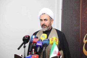 امام‌جمعه ایلام: گذرگاه مرزی مهران به قرارگاه دائمی رسانه‌ نیاز دارد