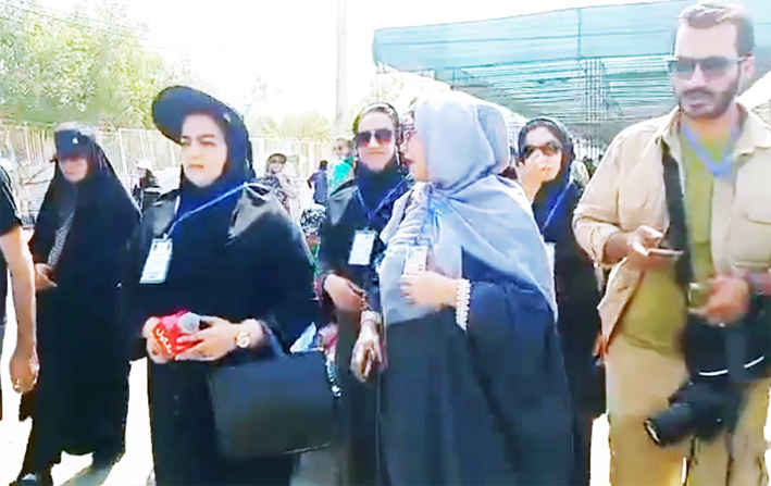 مهران؛ ایستگاهِ دلتنگی و آغازِ رسیدن + فیلم