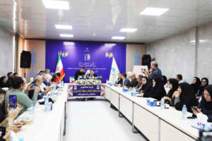 تغییر ریل در منطقه آزاد مهران از گذرگاه کالا تا کانون تبادلات تجاری