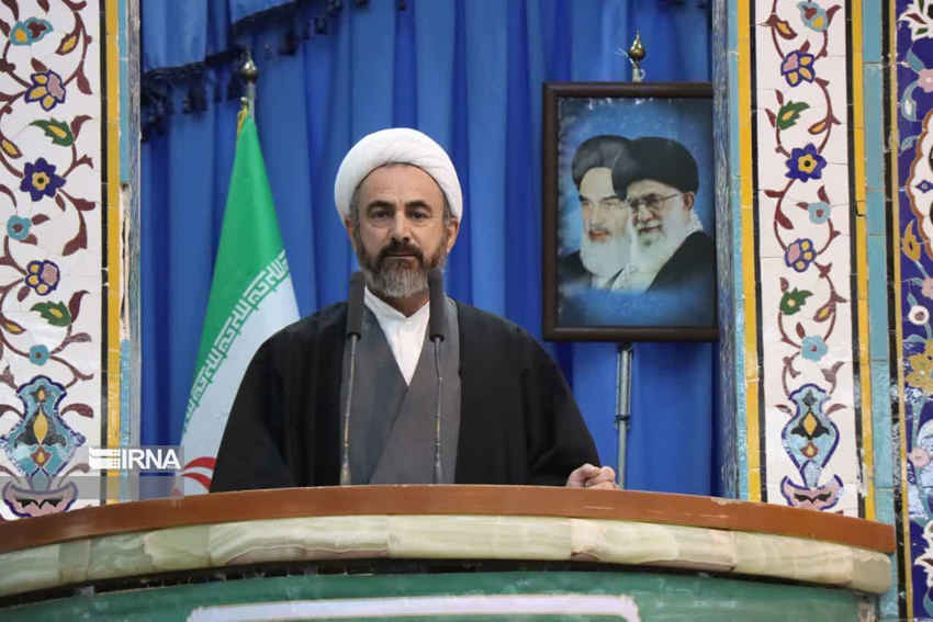 امام‌جمعه ایلام: ملت ایران در دفاع از استقلال خود خستگی‌ناپذیر است