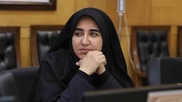 قدردانی سارا فلاحی نماینده مردم ایلام در مجلس شورای اسلامی، از مدیرکل راهداری و حمل‌ونقل جاده‌ای استان برای پیگیری آسفالت جاده سد ایلام
