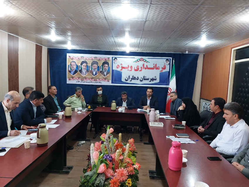 قرارداد آسفالت و جدول گذاری مسکن مهر شهر دهلران هفته آینده منعقد می شود